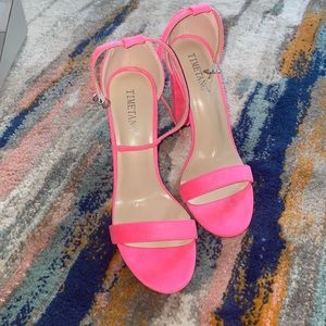 Never worn hot pink wedge heel